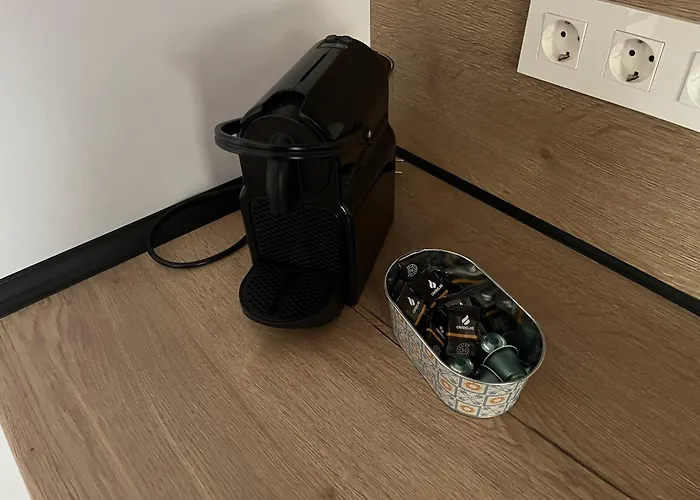 At Pasaje Sancti Spiritus 2 *